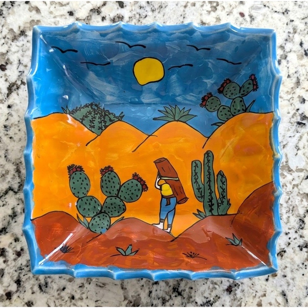 Talavera Serving/Snack Bowl, Desert Scene, Scalloped, Light Crazing, 11x11x3.25
